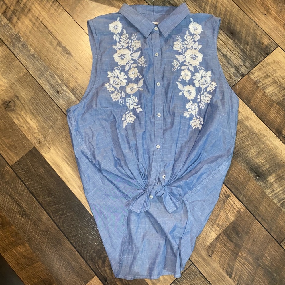 Abercrombie top